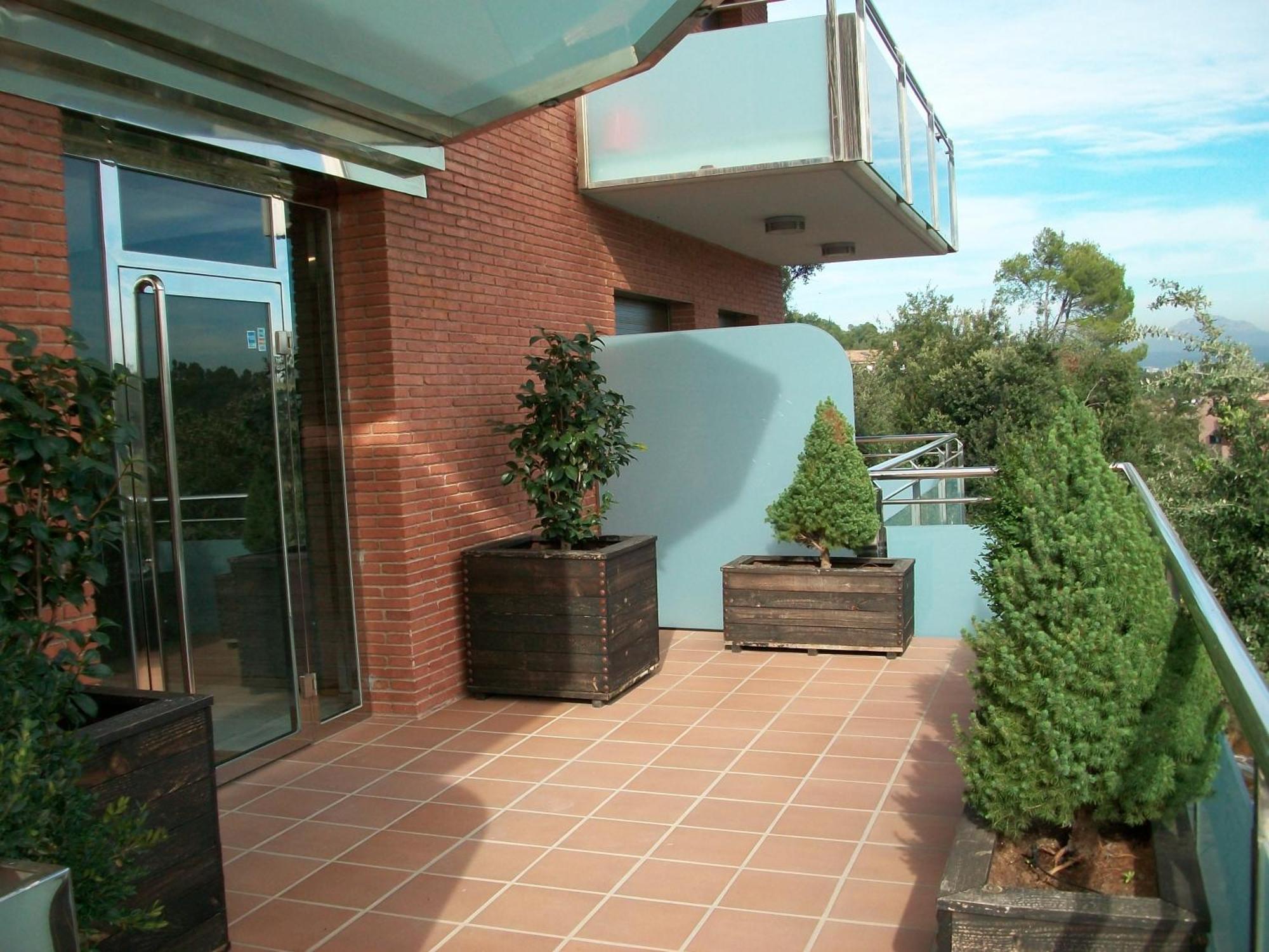 Aparthotel Del Golf Sant Cugat del Valles Exterior photo